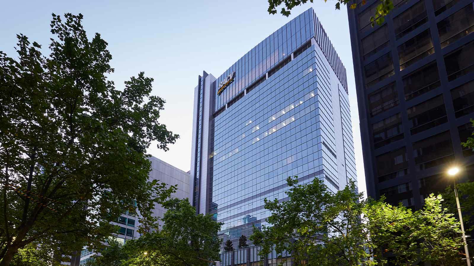 City club exterior 1600x900